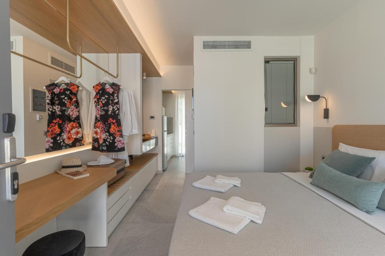 Mera Apartments Ставрос Екстериор снимка